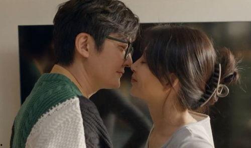 国产夫妻小视频,温馨家庭生活瞬间记录  第2张 国产夫妻小视频,温馨家庭生活瞬间记录  第2张