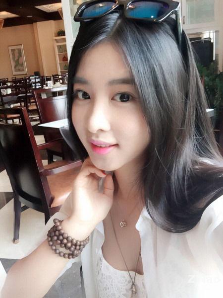 国产酒店自拍,捕捉现代旅居生活的瞬间  第3张